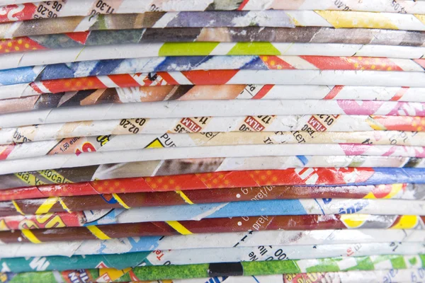 Pila di carta riciclata in rotoli — Foto Stock
