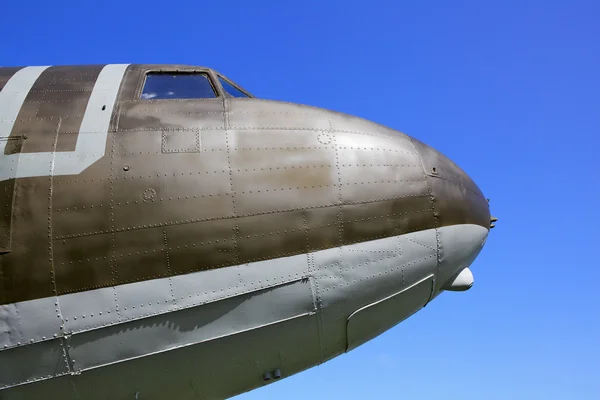 Oude vliegtuig neus — Stockfoto
