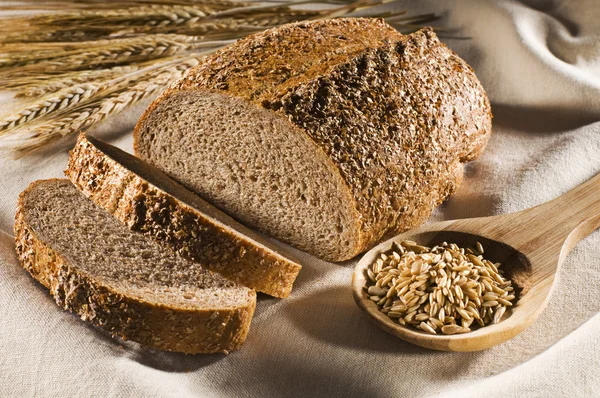 Хлеб вблизи — стоковое фото