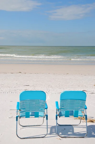 Καρέκλες στην παραλία — Φωτογραφία Αρχείου