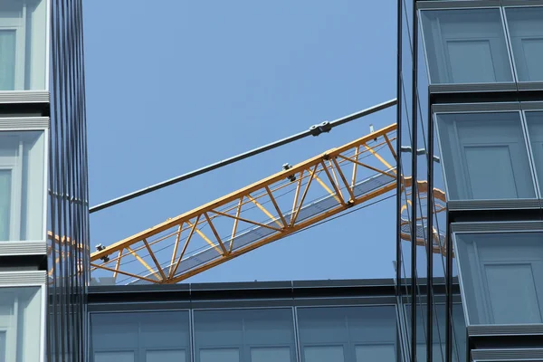 Urban crane scen — Stockfoto