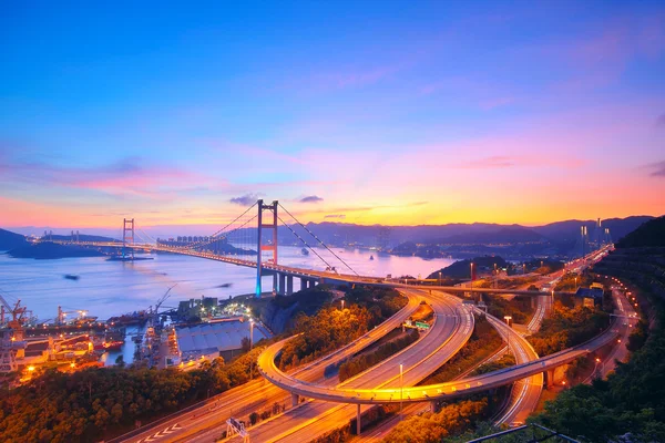 Zonsondergang bij tsing ma brug — Stockfoto