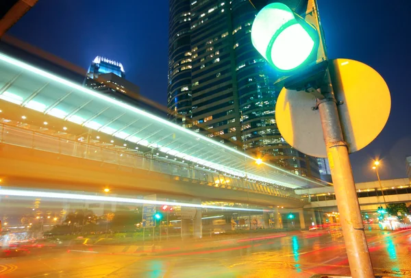 Trafik stad natten — Stockfoto