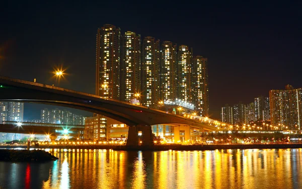 Hong Kong public housing and river — Stock Photo, Image