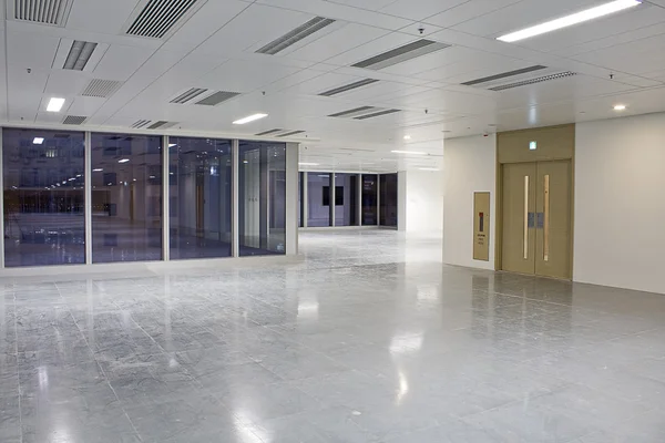 Salão moderno no edifício — Fotografia de Stock