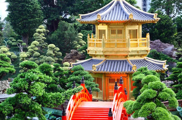 Павильон Абсолютного Совершенства в саду Нан Лиан, Гонконг — стоковое фото