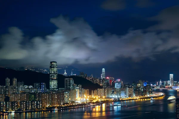 Χονγκ Κονγκ νύχτα, σύγχρονη πόλη στην Ασία — Φωτογραφία Αρχείου