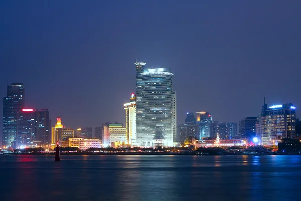 Китай Xiamen нічний погляд з Gulangyu острова — стокове фото