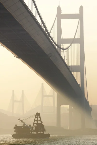 Pont au coucher du soleil, pont Tsing ma — Photo