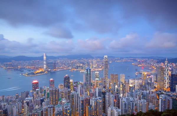 Puesta de sol de paisaje urbano en Hong Kong — Foto de Stock