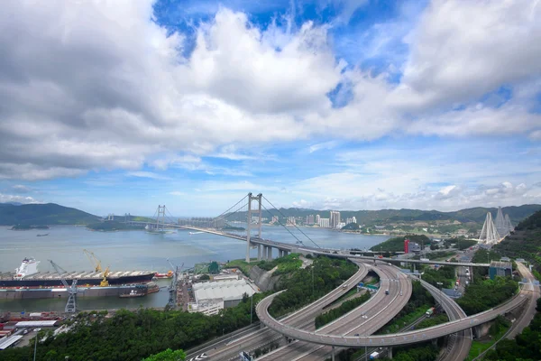 Tsing Ma Bridge durante o dia — Fotografia de Stock