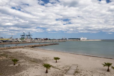 görüntülemek ticari doğru quay alicante