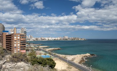 playa de albufereta, alicante görünümünü