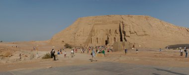 Abu Simbel Büyük Tapınağı