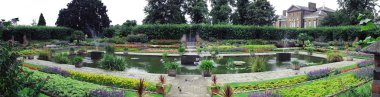 Batık Bahçe, Kensington Sarayı, Londra