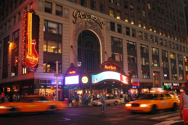 Fifht avenue i New York — Stockfoto