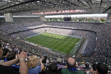 Meazza Futbol Stadyumu