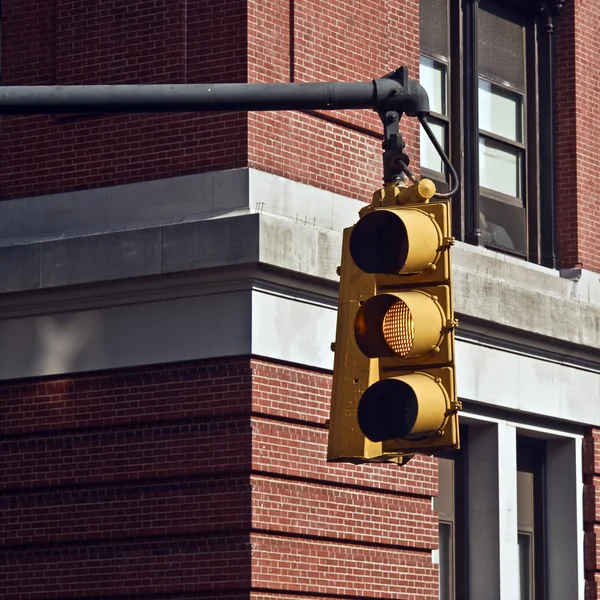 Señal de tráfico amarilla en Nueva York — Foto de Stock