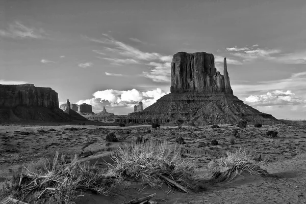 Západ rukavicí, monument valley, arizona — Stock fotografie