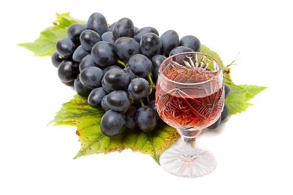 Druvor och rött vin — Stockfoto
