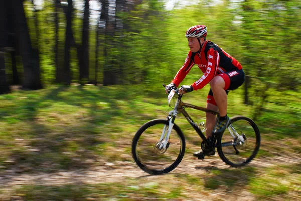 Competencia bicicleta de montaña — Foto de Stock