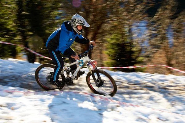 Competição de mountain bike — Fotografia de Stock