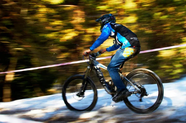 Гірський велосипед конкуренції — стокове фото