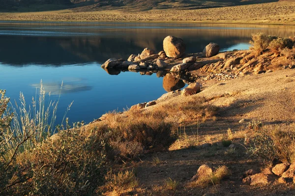 Shatsagay nuur lake in mongolia — Stock Photo, Image