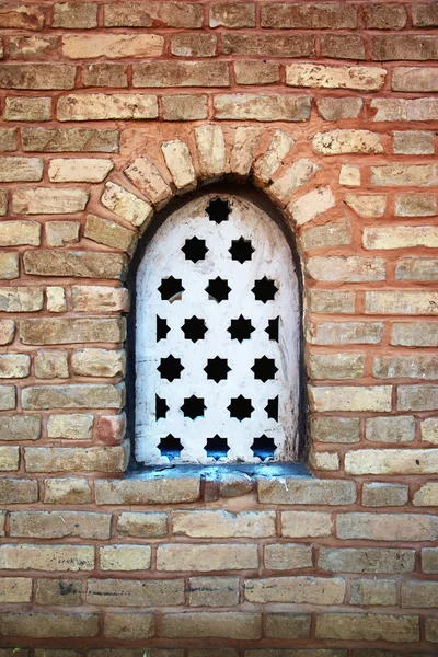 Velha janela árabe — Fotografia de Stock