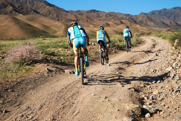 Berg fiets avontuur competitie — Stockfoto