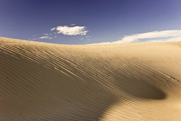 Nubes sobre las dunas — Foto de Stock