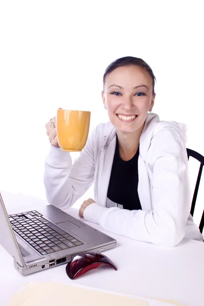 Sonriente adolescente mirando a la cámara — Foto de Stock