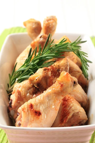 Baquetas de galinha rosmaninho — Fotografia de Stock
