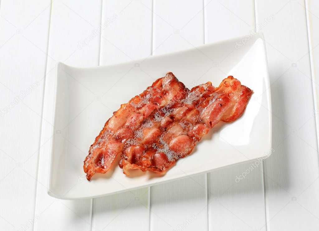 Fried bacon strips