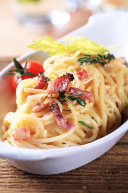 alla carbonara makarnası