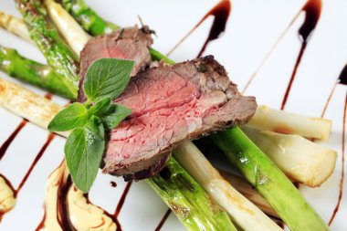 Roast beef and asparagus clipart