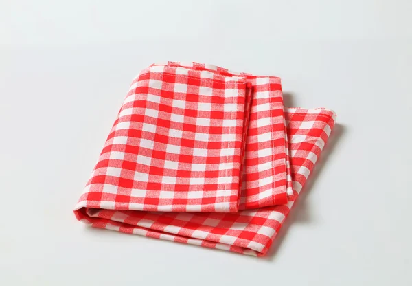 Rote und weiße Tischwäsche — Stockfoto