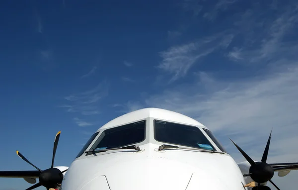 Cockpit, avion cabine avant — Photo
