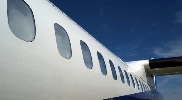 Fönstren i ett flygplan — Stockfoto