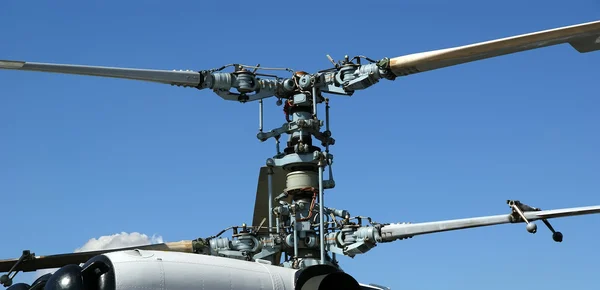 Moderne Militärhubschrauber Nahaufnahme — Stockfoto