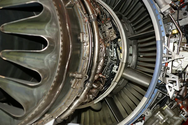 Large jet engine detail viewed from below — Stock Photo, Image