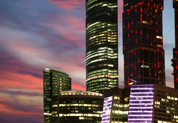 Grattacieli International Business Center (Città) di notte — Foto Stock
