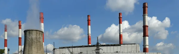 Pipes of coal burning power station, panorama — Stock Photo, Image