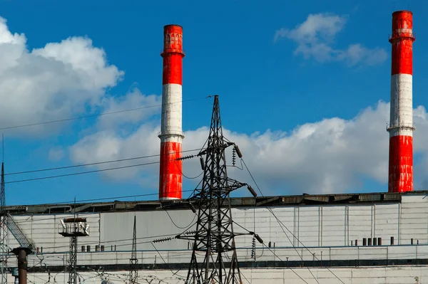 Tuyaux de centrales thermiques au charbon — Photo