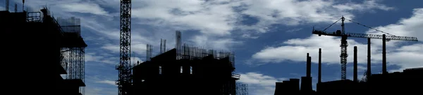 Het silhouet van het industrieterrein van de stad — Stockfoto