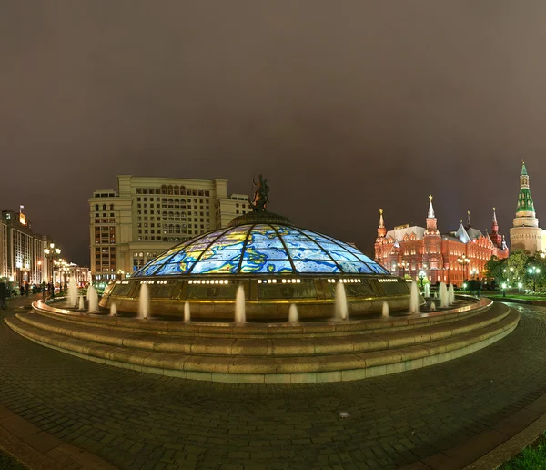 파노라마-놀이터 광장 밤, 모스크바, 러시아 — 스톡 사진