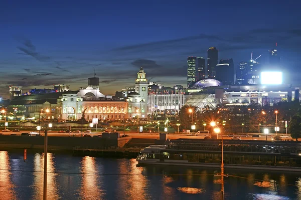Москва, Россия. Ночной вид — стоковое фото