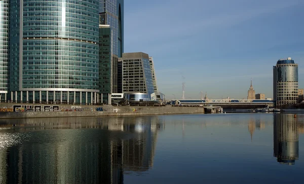 Wieżowce w centrum międzynarodowego biznesu, Moskwa — Zdjęcie stockowe