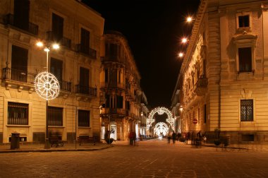 syracuse, Sicilya, İtalya'nın eski sokaklarında