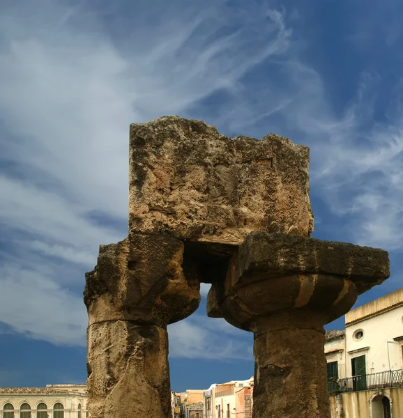 Ókori görög apollo temploma. Siracusa, Szicília, Olaszország — Stock Fotó